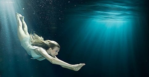 A Cura Através do Mergulho no Interior